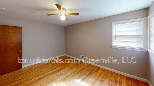Building Photo - 23 Gurley Ave