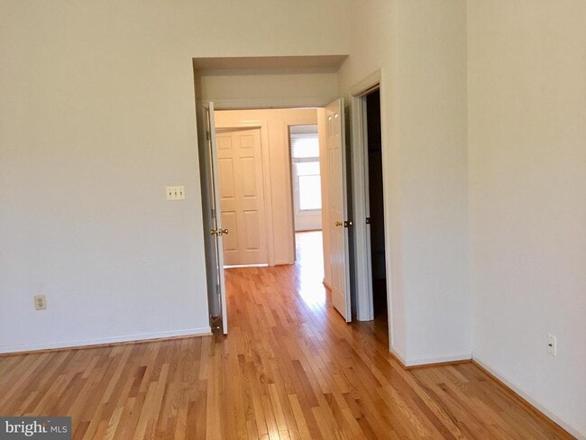 Building Photo - 2253 Journet Dr