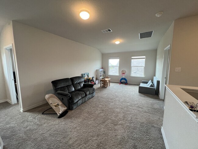 Building Photo - 317 Denison Dm