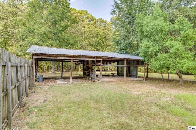 Building Photo - 281 Williams Rd