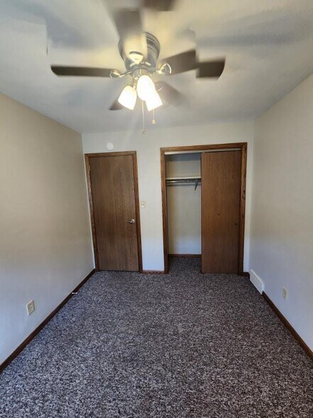 Building Photo - 4720 Oakland St