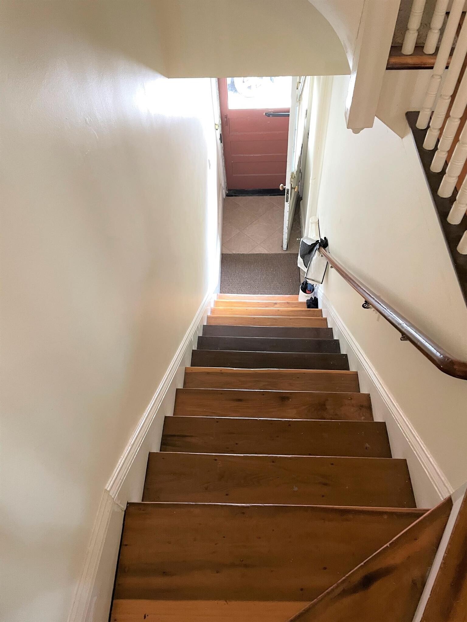 Building Photo - 30 Healey St