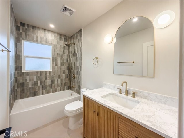 Building Photo - 5506 Cll De Ricardo