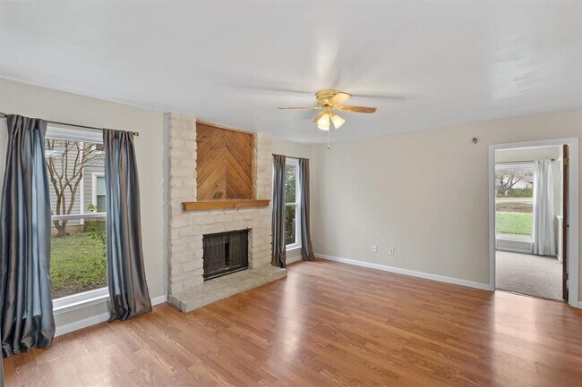 Building Photo - 10616 Mellow Meadow Dr