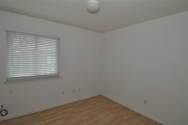 Building Photo - 17509 Loch Linnhe Loop