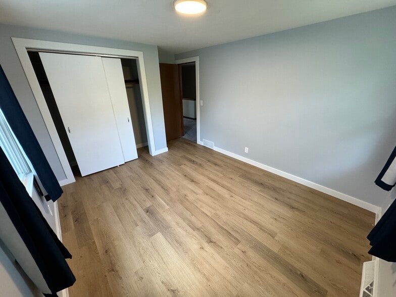 Large 2nd Bedroom - 2862 N 124th St