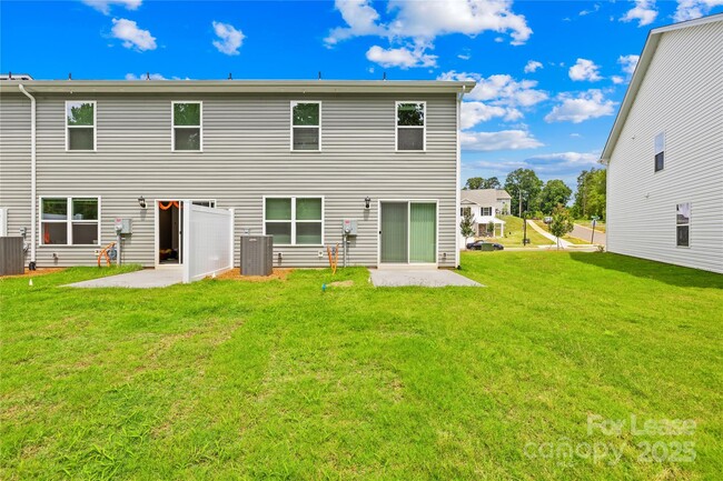Building Photo - 5150 Hyrule Dr