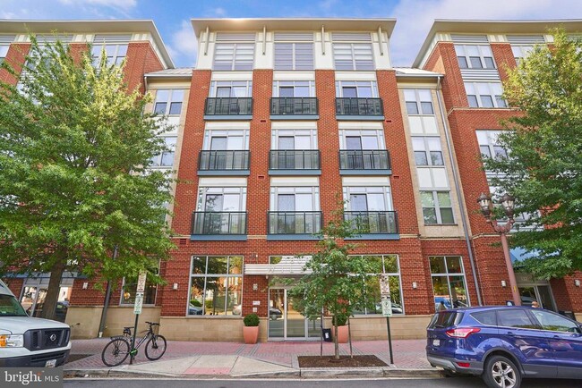 Building Photo - 1800 Wilson Blvd