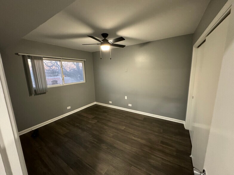 Building Photo - 4911 N Harlem Ave