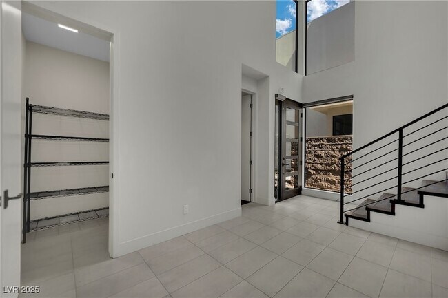 Building Photo - 378 Tranquil Peak Ct