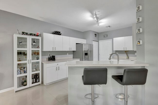 Building Photo - 9205 Villa Palma Ln