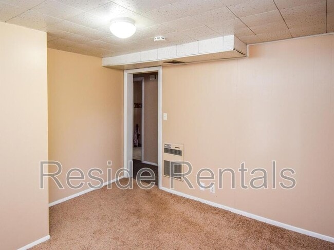 Building Photo - 695 N 150 W