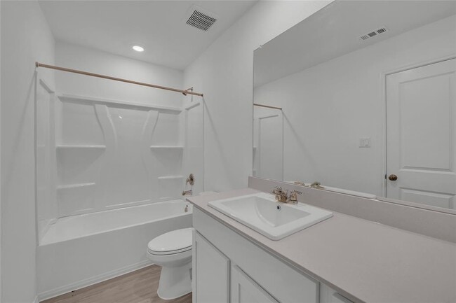 Building Photo - 309 Marty Allen Lp