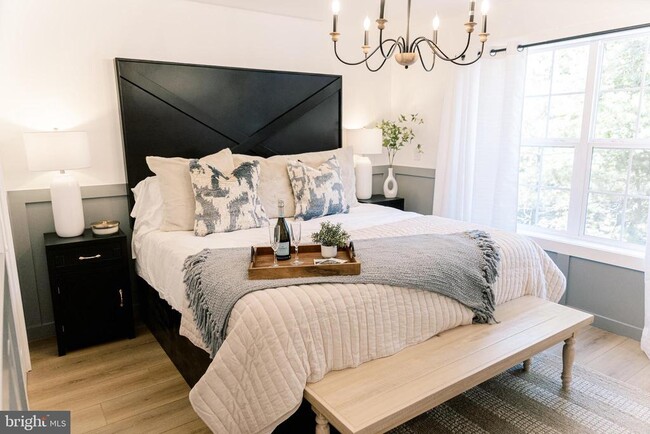 Building Photo - 268 Dogwood Dr