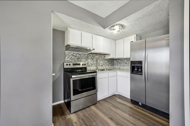 Interior Photo - Hein Orchard Apartments