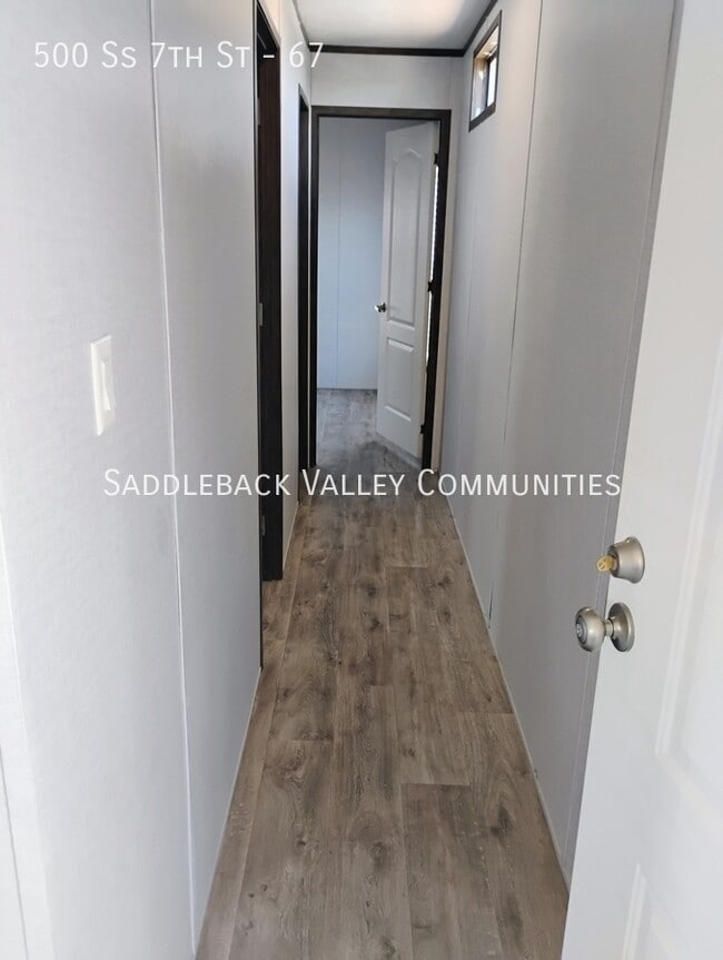 Building Photo - 500 S 7th St