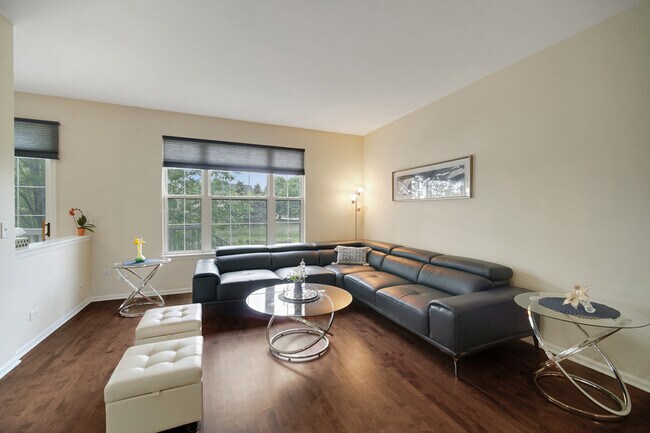 Building Photo - 439 Bay Tree Cir