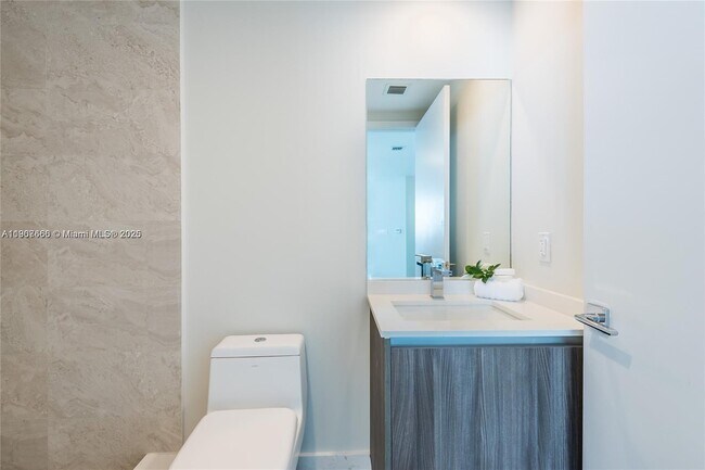 Building Photo - 488 NE 18th St