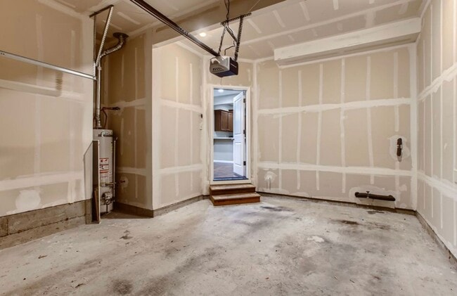 Building Photo - Beautiful 4-Bedroom Home in Prime Beaverton Location – Near Intel & Nike!
