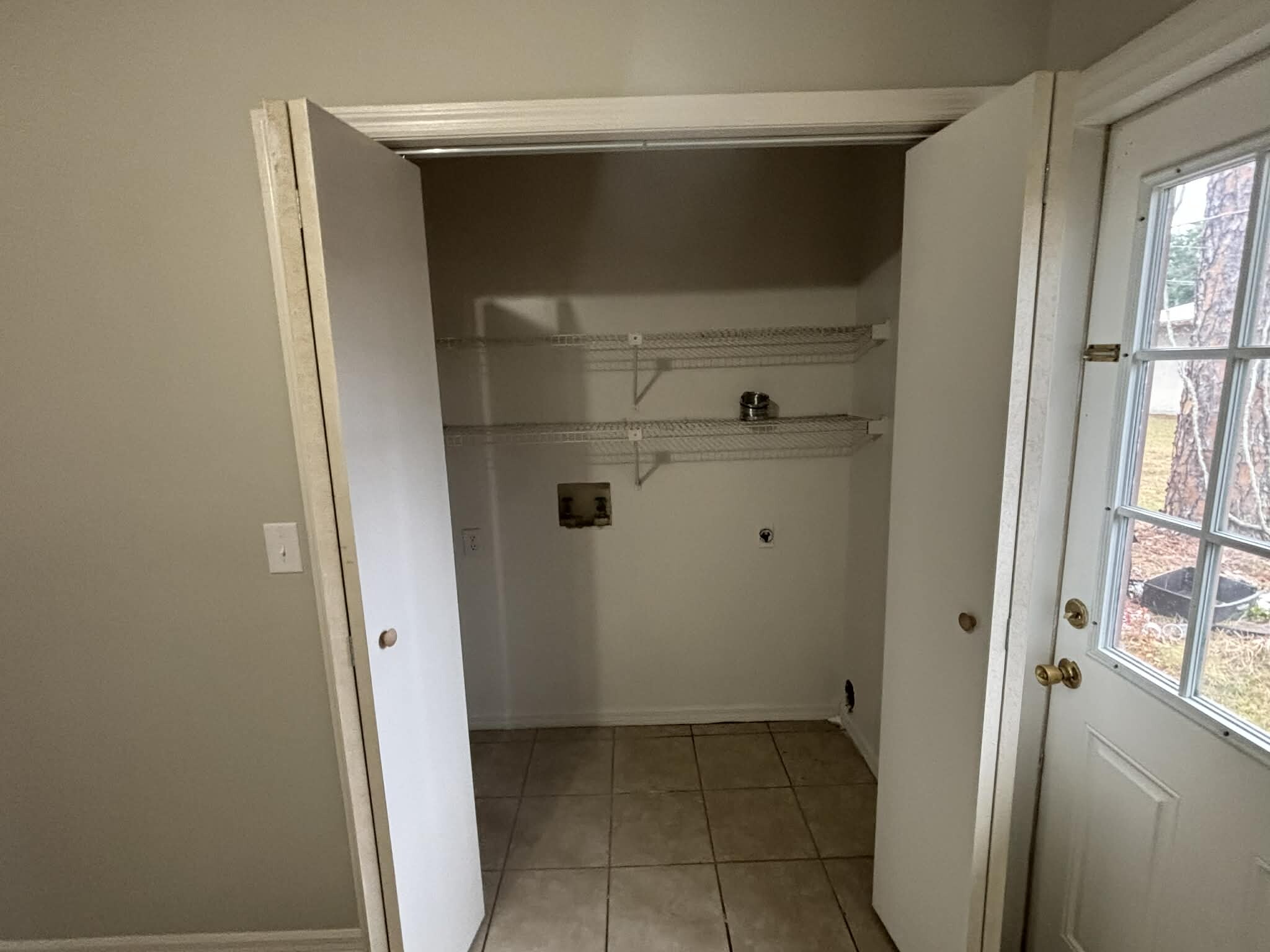 Building Photo - 3806 NW Huntsboro St