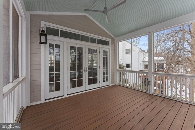 Building Photo - 3207 Circle Hill Rd