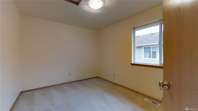 Building Photo - 1476 Bobs Hollow Ln