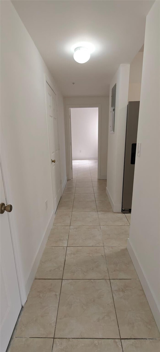 Building Photo - 7085 Nova Dr