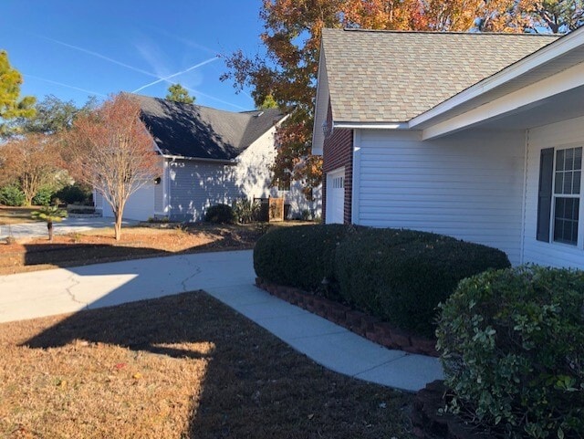 Building Photo - 905 Lowry Ct