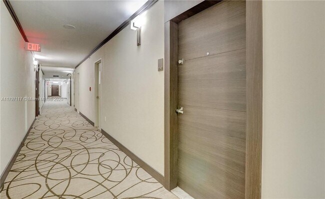 Building Photo - 20515 E Country Club Dr