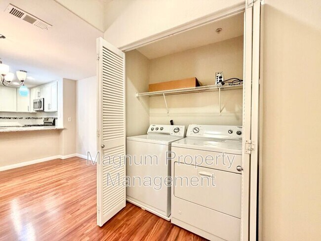 Building Photo - 31371 Taylor Ln