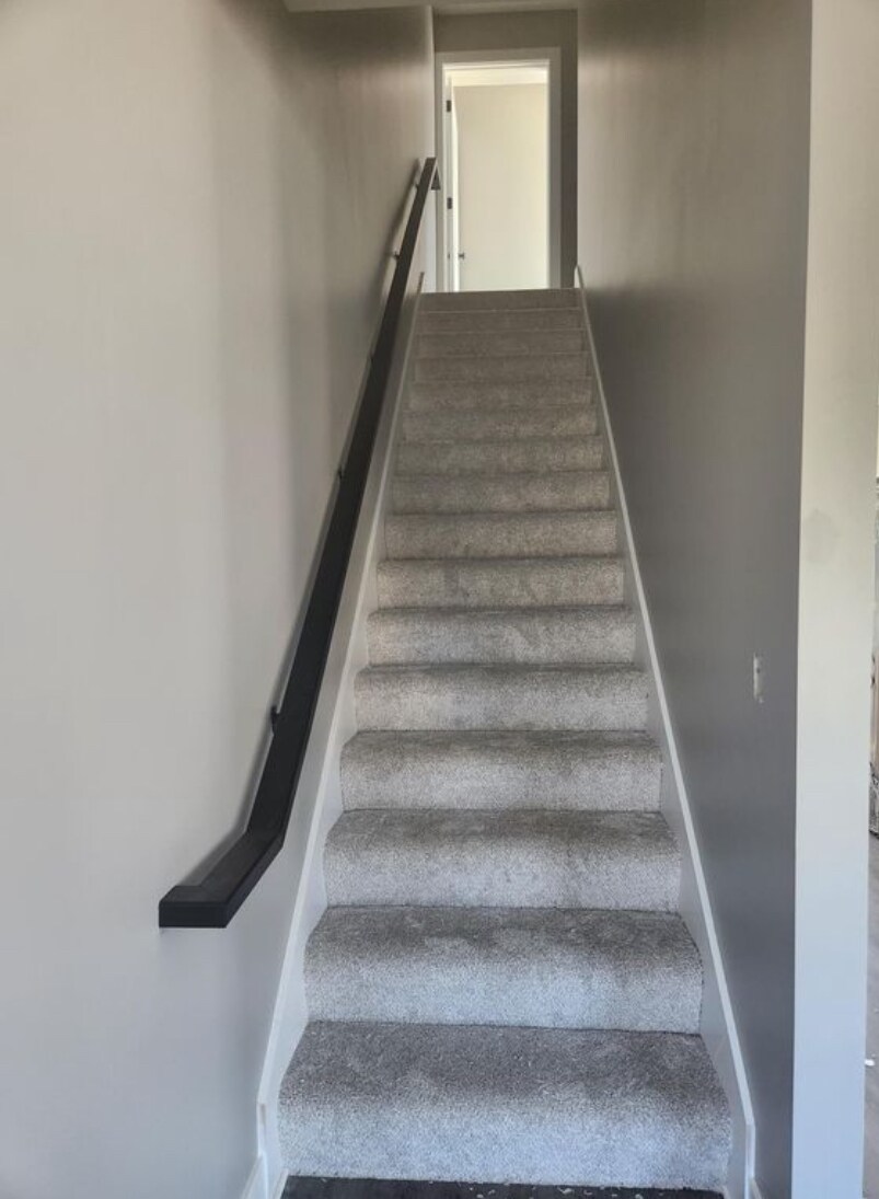 Building Photo - 2005 Franklin St