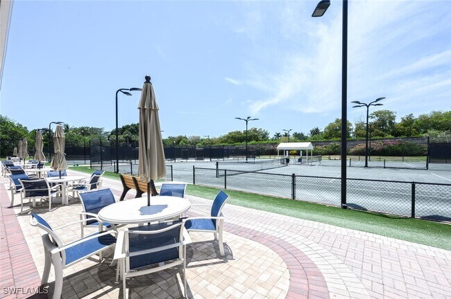 Building Photo - 2396 Ravenna Blvd