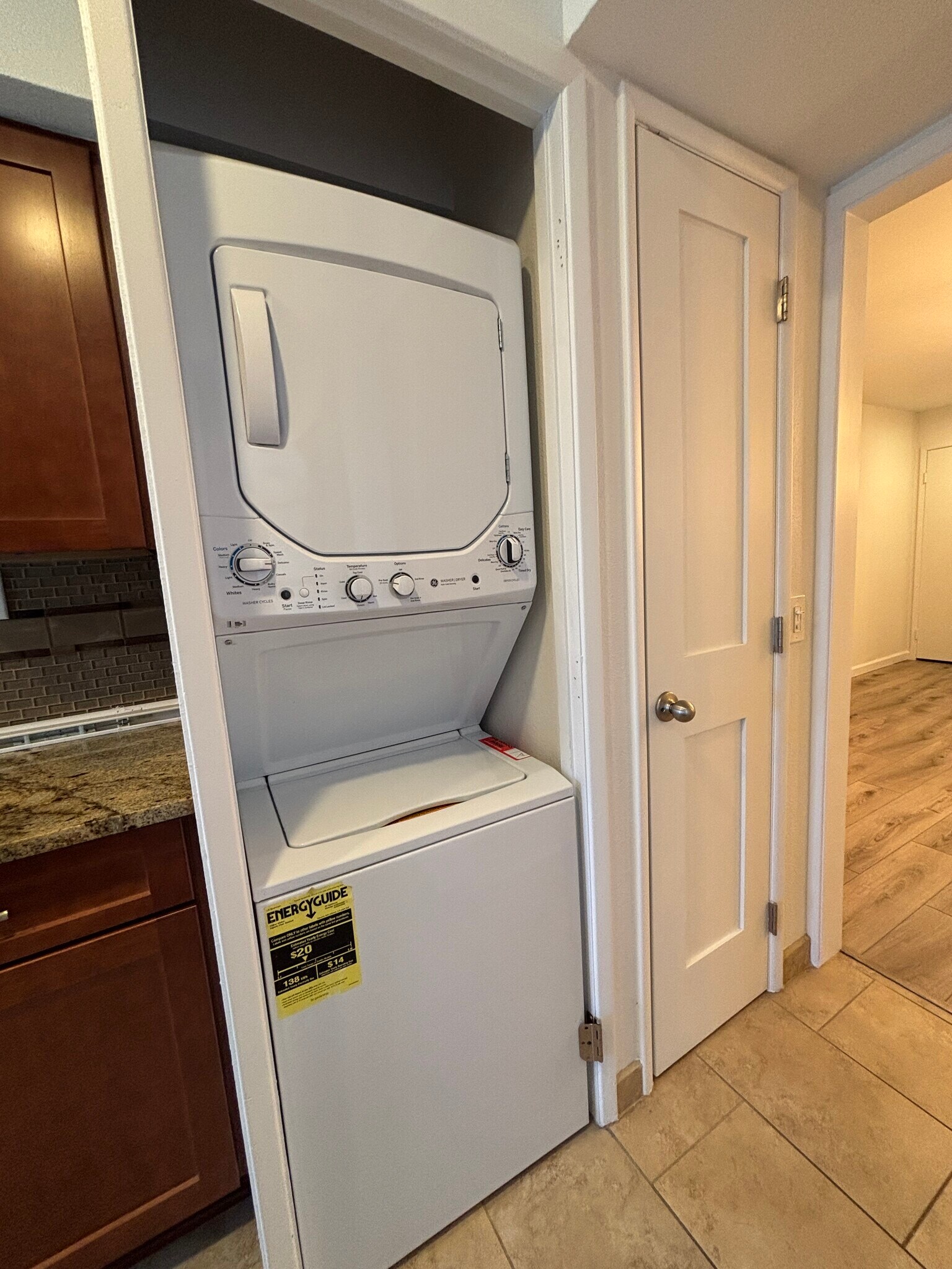 In-Unit washer/dryer - 5221 N 24th St