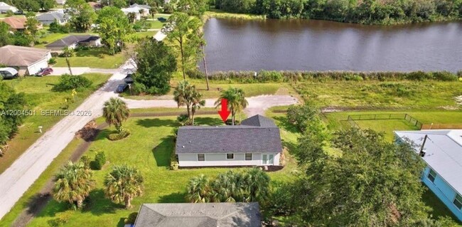 Building Photo - 9495 80th St