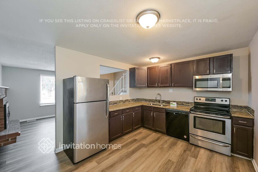 Building Photo - 3361 S Winston St