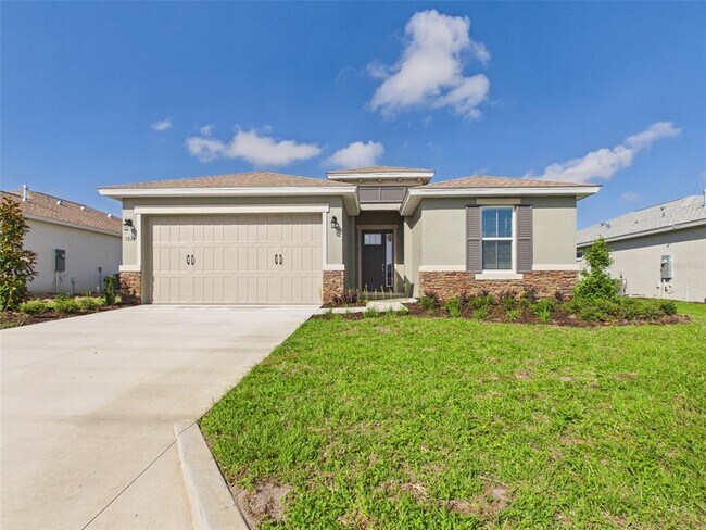 Building Photo - 5824 SW 70th Ave