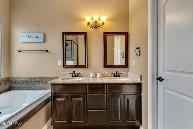 Building Photo - 12165 Dome Ct