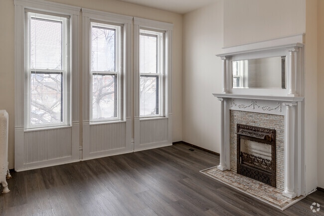 1BR, 1BA - 550SF - Living Room - Drexel Apartments