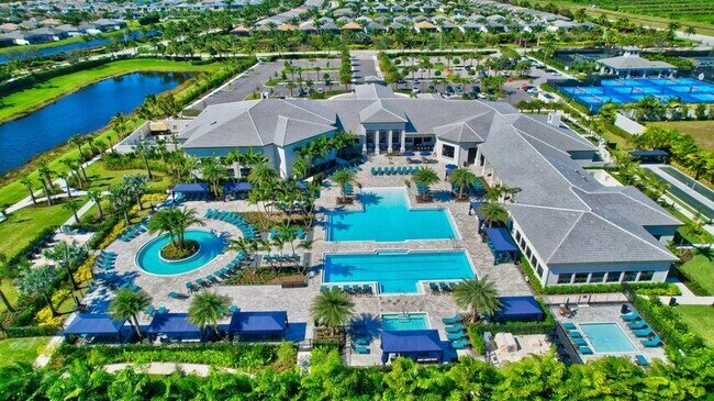 Building Photo - 12832 Veneto Springs Dr