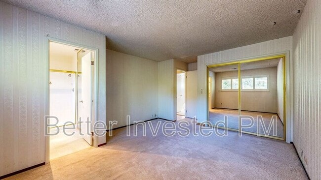 Building Photo - 2530 Brookhaven Dr