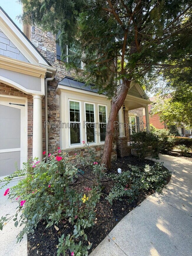 Building Photo - 8015 Wakehurst Pl
