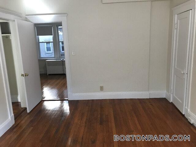 Building Photo - 1171 Boylston St
