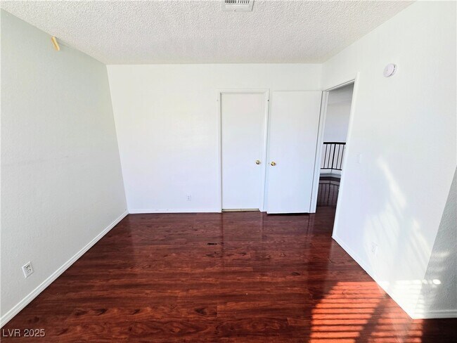 Building Photo - 5797 Cedar Ave