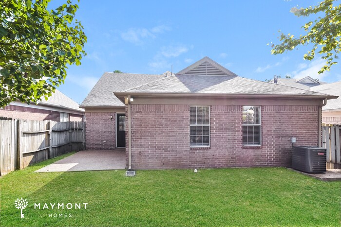 Building Photo - 1095 Cross Meadow Rd