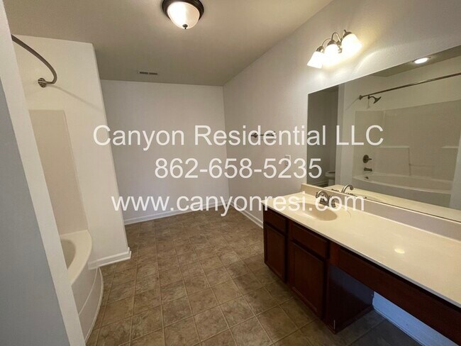 Building Photo - 177 Sagebrook Dr