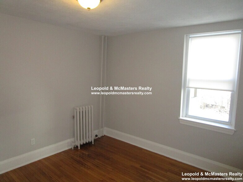 Building Photo - 149 Chiswick Rd