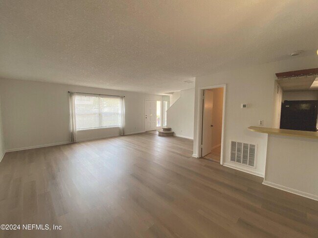 Building Photo - 695-A1A A1A N