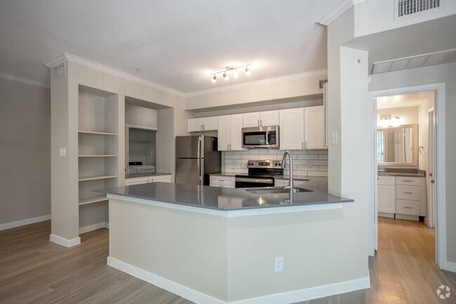 Interior Photo - LADERA APARTMENTS