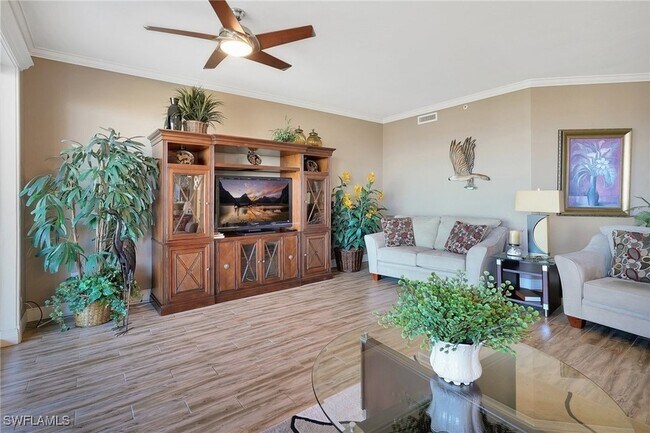 Building Photo - 22604 Island Pines Way