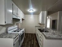 Building Photo - 5134 N Glendora Ave